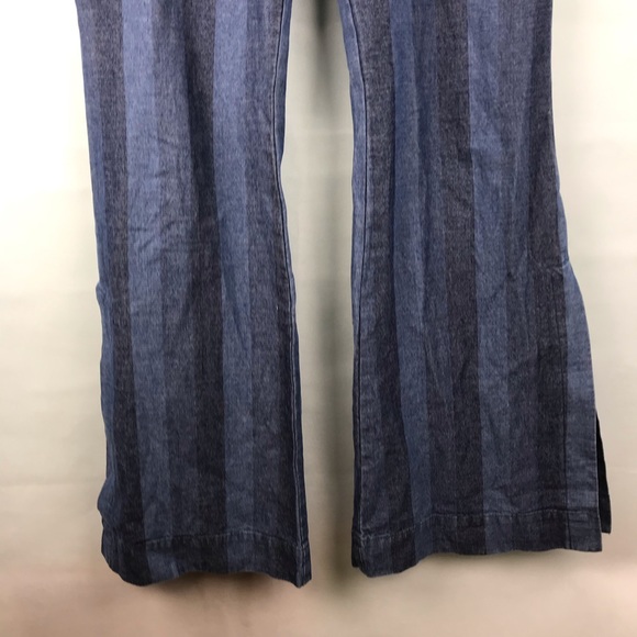 🆕 Macy's Striped Wide leg side slit jeans - Picture 4 of 8